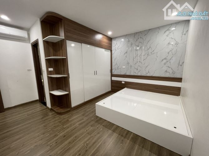 CĂN HỘ TẦNG 12 CHUNG CƯ GREEN PEARL HAI BÀ TRƯNG 74,2M2 2PN 2WC LOGIA VIEW ĐẸP GIÁ 6,65TỶ - 8