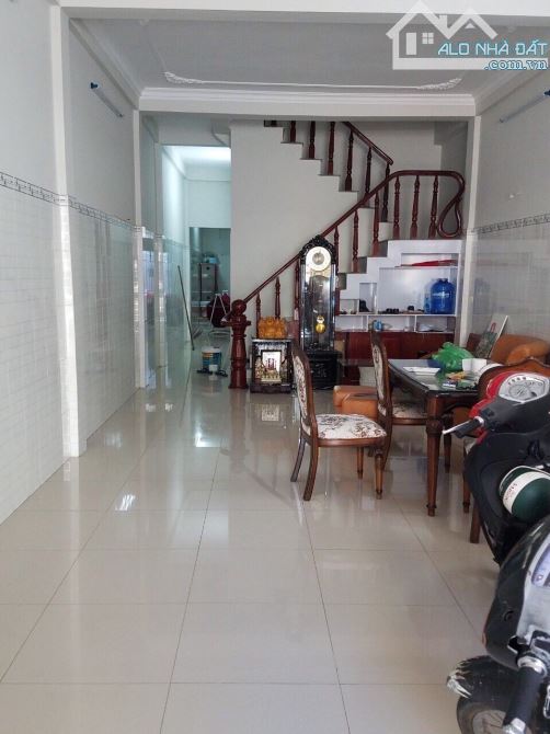 Nhà giá tốt , 1 trệt 2 lầu đường Nguyễn Thiện Thuật TPVT , 88m2 , 4.3x20.5m giá 8,3 tỷ