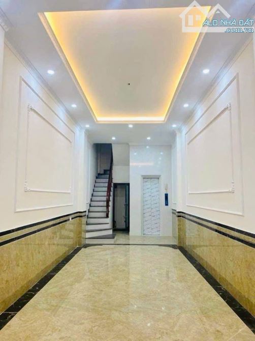 Nhà đẹp Giáp Nhất - Thanh Xuân 40m2 x 6T. Chỉ 10 tỷ Thang máy, kinh doanh