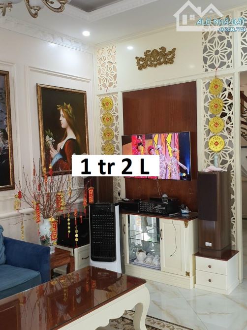 Bán biệt thự khu Đồi 2 , phường 10, TPVT , sổ đỏ riêng biệt , DT 247m2 giá chỉ 17 tỷ