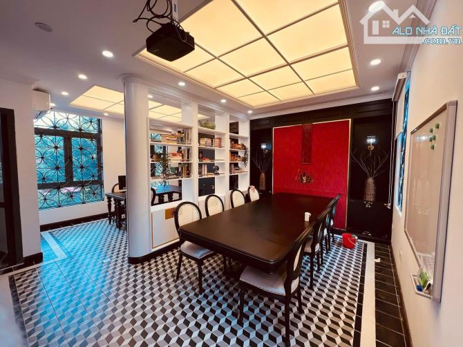 ? HÀN THUYÊN ĐẸP MỌI TIÊU CHÍ 1 MẶT PHỐ 1 MẶT NGÕ 80m2 7T, MT 10.8m SỔ ĐẸP 2 TỶ/NĂM, 70 TỶ
