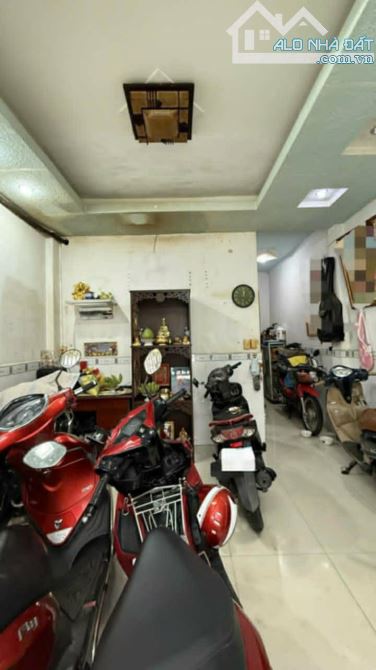 Bán nhà HXH Vườn lài, Tân Phú, 48m2, 2 Tầng, 4m x !2m, chỉ 5 tỷ 8