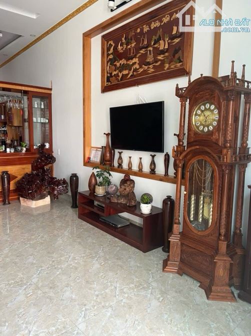 💥Nhà 2 tầng mái mái thái mặt tiền Nguyễn Lâm - khu Ama Khê