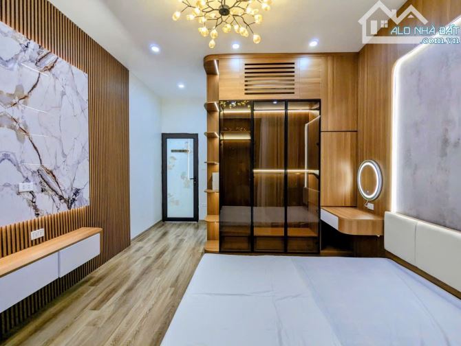 BÁN NHÀ PHÚC LAI - ĐỐNG ĐA, DT 43M x 4 TẦNG, MT 4M, NHỈNH 15 TỶ, GARA Ô TÔ, VỊ TRÍ SIÊU ĐẸ - 10