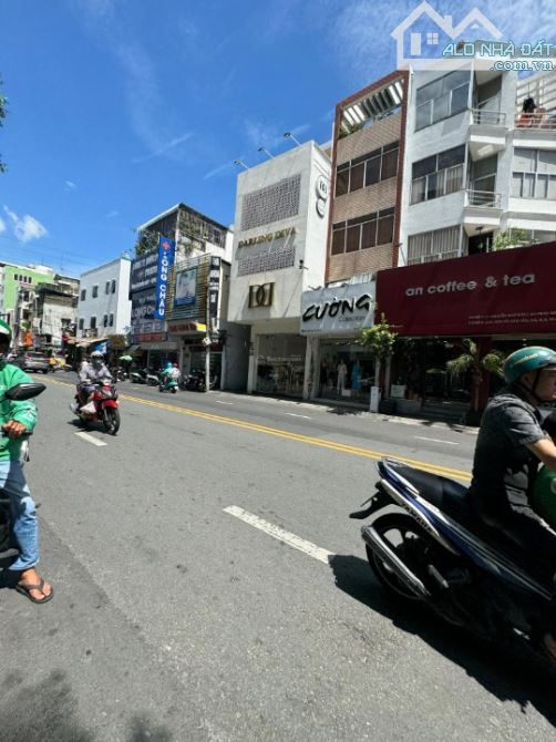 ️🎖️ BÁN TÒA NHÀ MẶT TIỀN TRẦN QUANG KHẢI QUẬN 1 - 6 TẦNG - THANG MÁY - NGANG 8M - 62 TỶ - 1