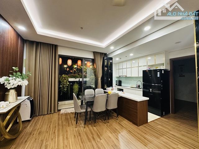 Bán căn hộ tại toà Bình Minh Garden , 97 m2 , rao 5,7 tỉ. - 1