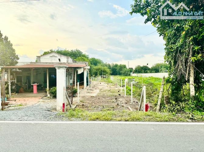 BÁN GẤP 200 M2 -GIÁ TRỊ 740 TRIỆU - MẶT TIỀN NGUYỄN VĂN KHẠ- NHUẬN ĐỨC - CỦ CHI - 1