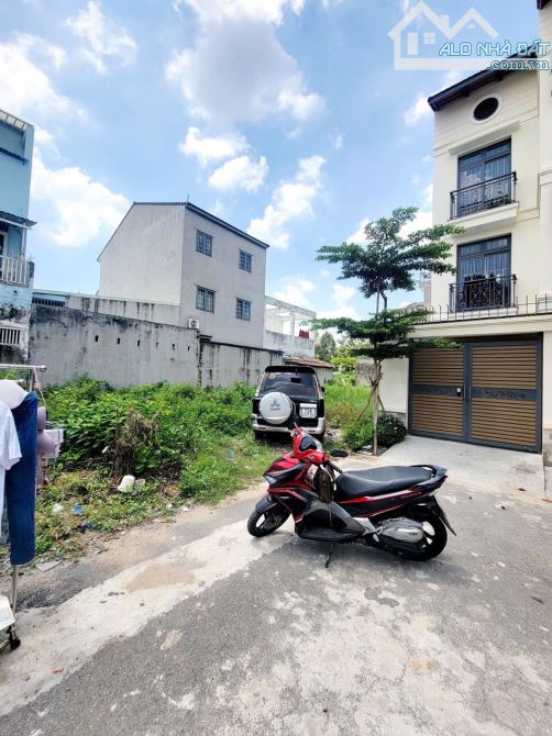 CẦN BÁN GẤP Đất Thổ Cư đường Nguyễn Văn Tăng p. Long Thạnh Mỹ Q9…150m2...13TỶ - 1