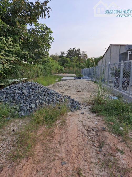 Bán đất mặt tiền đường Lý Tự Trọng Khu phố 7 Thị Trấn Tân Biên dt 7x41m - 1