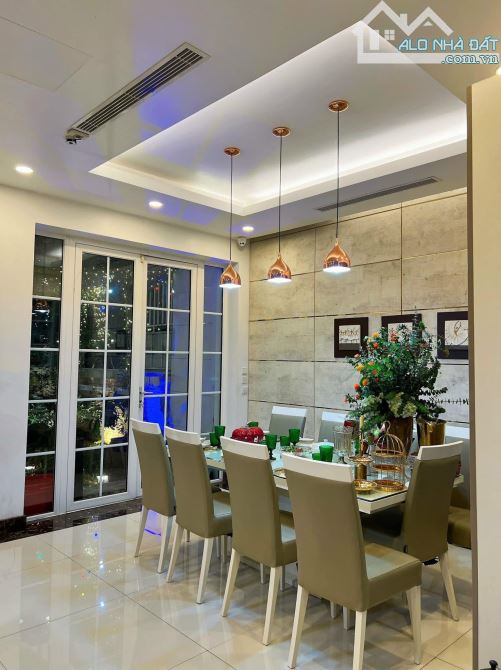Bán gấp biệt thự KĐT Trung Yên Trung Hòa, nhà đẹp, thang máy,ngõ to vỉa hè,gần phố, ở víp - 1