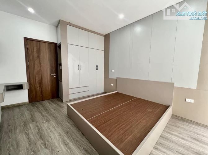 Duy Nhát một căn Siêu Phẩm Dương Văn Bé 45m nhà Mới Koong Ngõ Nông giá chỉ hơn 6 Tỷ