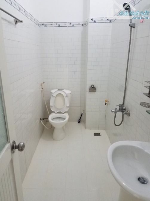 Nhà giá tốt , 1 trệt 2 lầu đường Nguyễn Thiện Thuật TPVT , 88m2 , 4.3x20.5m giá 8,3 tỷ - 2