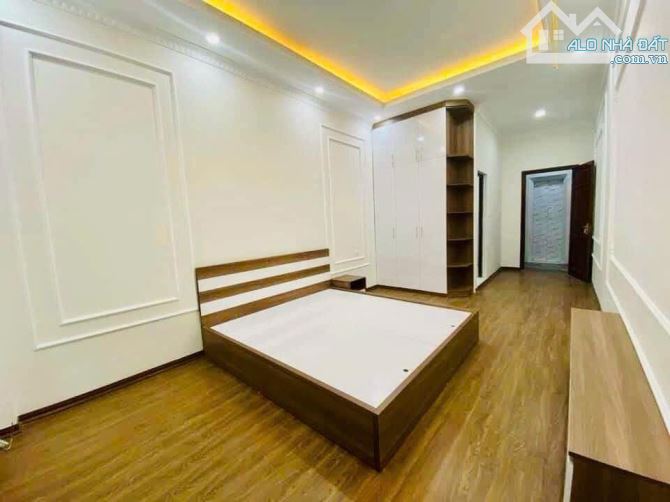 Nhà đẹp Giáp Nhất - Thanh Xuân 40m2 x 6T. Chỉ 10 tỷ Thang máy, kinh doanh - 2
