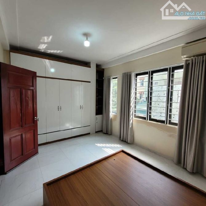 Nhà đẹp Yên Nghĩa, Hà Đông - LÔ GÓC, Ô TÔ ĐỖ CỬA, FULL NỘI THẤT - 30m x 4T - Chỉ 3.9 tỷ - 2