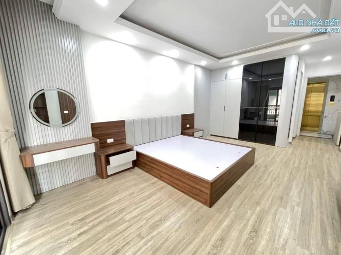 Bán nhà Giáp Nhị, Thịnh liệt, Kinh Doanh, Hoàng Mai,  Thang Máy, 45m2 x 6 tầng. - 2