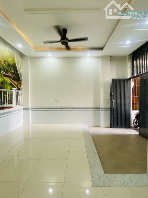 ✅ Bán nhà đẹp, MT rộng 5.5m, 3 tầng, vị trí đẹp, 50m2 – Giá tốt: 5.5 tỷ - 1