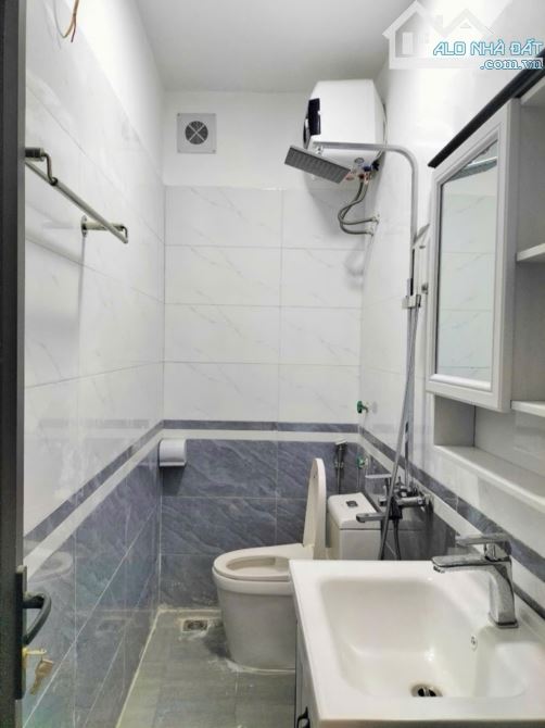 Bán nhà Tây Tựu view Đại Học Công Nghiệp, 7 chỗ đỗ cổng 36m, 5 tầng, 6 ngủ chỉ 5 tỷ 350tr - 2