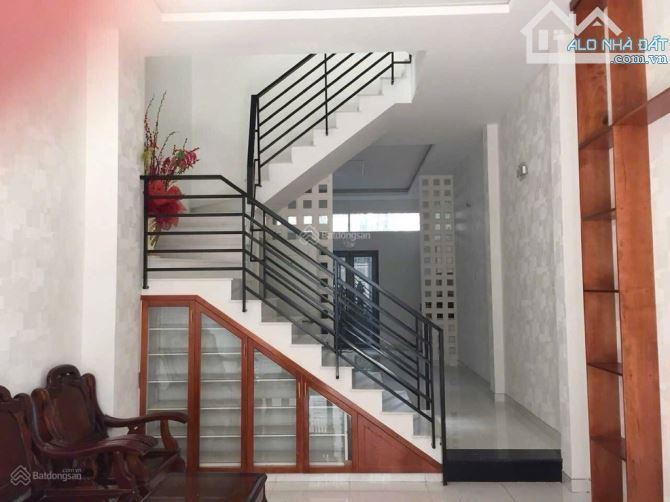 60m2, nhà đẹp 4 tầng, xe hơi ngủ trong nhà, khu vip Gò Dầu, chỉ hơn 7ty - 2