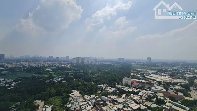 Bán căn 2 phòng ngủ tầng cao Topaz City Phường 4 Quận 8. Căn góc, view đẹp- 70m2 - 3