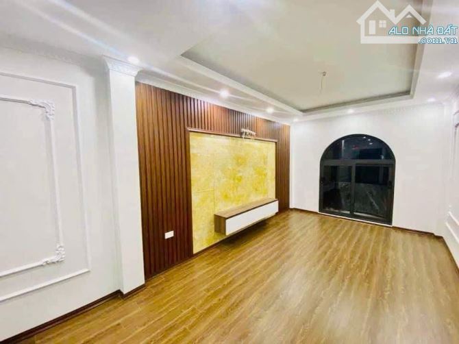 Nhà đẹp Giáp Nhất - Thanh Xuân 40m2 x 6T. Chỉ 10 tỷ Thang máy, kinh doanh - 3