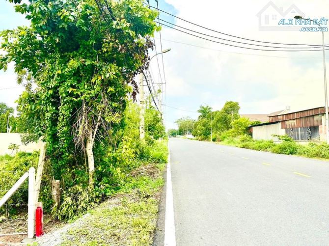BÁN GẤP 200 M2 -GIÁ TRỊ 740 TRIỆU - MẶT TIỀN NGUYỄN VĂN KHẠ- NHUẬN ĐỨC - CỦ CHI - 3