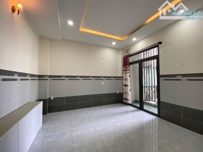 ✅ Bán nhà đẹp, MT rộng 5.5m, 3 tầng, vị trí đẹp, 50m2 – Giá tốt: 5.5 tỷ - 2