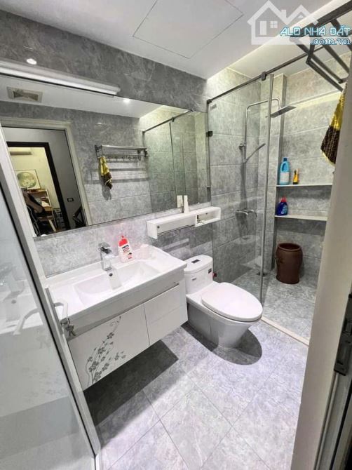 BÁN NHÀ PHỐ THÁI HÀ 45M2*5T, GIÁ 7,5 TỶ CÁCH Ô TÔ 15M - 3