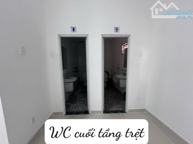 Cho thuê nhà trệt lứng lầu mặt tiền đường 3/2 dt 6x31- Giá 40tr/th - 4