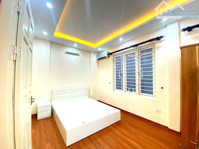 🔥 BÁN NHÀ RIÊNG TẠI CẦU GIẤY, GIÁ SIÊU HỜI 7,05 TỶ, 30M2, 5T, 5MT - 5