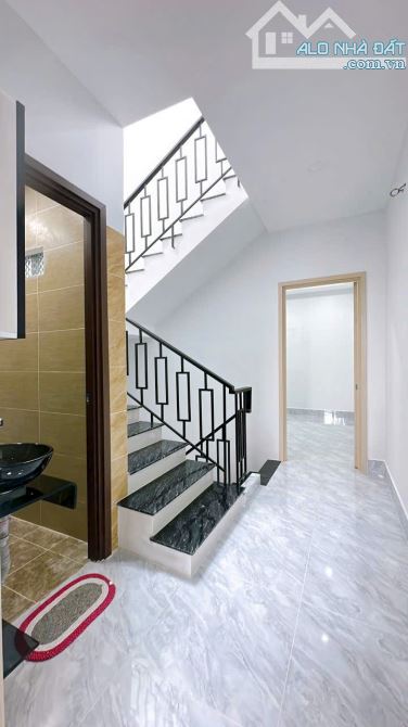 Bán Nhà Mới, 4 Tầng, 54M2, Đoàn Văn Bơ, Quận 4, 3PN-3WC, nhỉnh 5 tỷ - 5