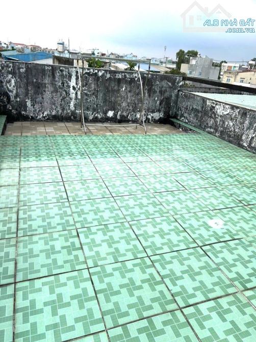 BÁN NHÀ HẺM XE TẢI PHẠM THỊ GIÂY, HÓC MÔN, 3 TẦNG 100M2, NHỈNH 4 TỶ - 6