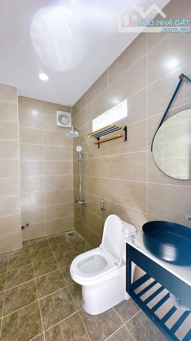 Bán Nhà Mới, 4 Tầng, 54M2, Đoàn Văn Bơ, Quận 4, 3PN-3WC, nhỉnh 5 tỷ - 7