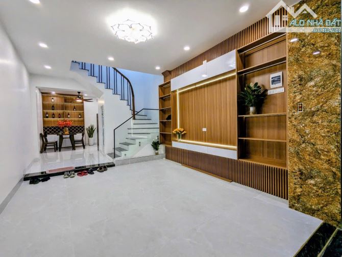 BÁN NHÀ PHÚC LAI - ĐỐNG ĐA, DT 43M x 4 TẦNG, MT 4M, NHỈNH 15 TỶ, GARA Ô TÔ, VỊ TRÍ SIÊU ĐẸ - 7