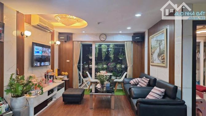CĂN HỘ TẦNG 9 CHUNG CƯ CAO CẤP THE LIGHT TỐ HỮU TRUNG VĂN 3 NGỦ SIÊU ĐẸP 130m 9 TỶ