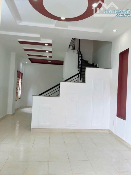 NHÀ 1 TRỆT 1 LẦU GẦN CHỢ LONG TRƯỜNG, GIÁ 3,75 TỶ/59M2