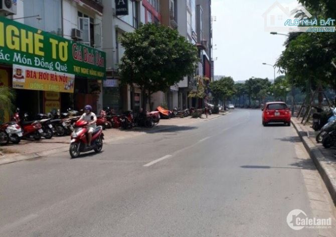 Bán nhà Mặt Phố Nguyễn Thị Định : DT 65m2, MT 4.5m, 5Tầng, KD Sầm uất, Gía 36 Tỷ có TT