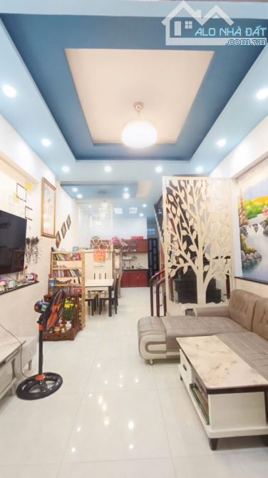 Nhà mới HẺM XE TẢI TRÁNH NHAU Linh Xuân 70m2, 2 tầng Làng Đại Học Nhỉnh 4 Tỷ