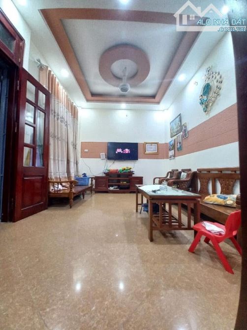 Cực Hiếm ! Giá Ngon - Tôn thất tùng , ở luôn hơn 4xm chỉ nhỉnh 6 đồng