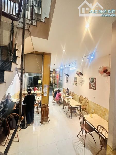 Bán nhà mặt phố Nguyến Như Đổ, Đống Đa, tiện kinh doanh 7 tầng 53m2 mt 5.5m giá 36.9 tỷ