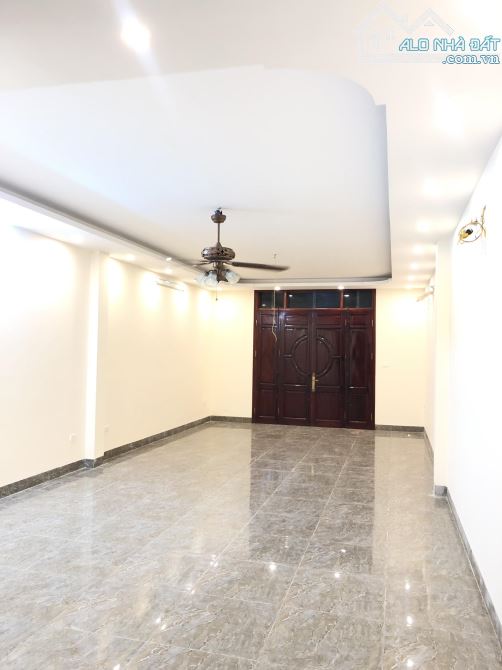 Cho thuê nhà KĐT Đại Kim, Đại Kim, Hoàng Mai, HN. DT 85m2, 5 tầng nhà mới, ô tô đỗ cửa