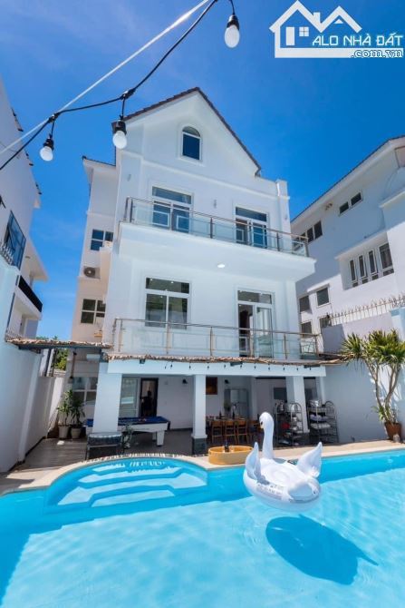 BÁN BIỆT THỰ 267 M2 MỚI ĐẸP HIỆN ĐẠI CÁCH BIỂN BÃI SAU 200M, GIÁ CỰC TỐT CHỈ 20 TỶ