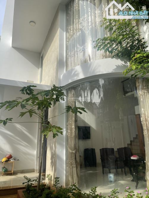 BÁN BIỆT THỰ GÓC 2 MẶT TIỀN ĐƯỜNG VĂN CAO, PHƯỜNG 2, VŨNG TÀU