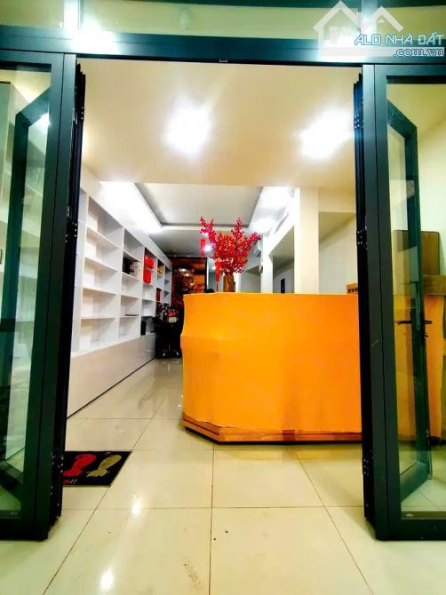 Bán Nhà 4 tầng ,lô góc – Hẻm ô tô thông thoáng, Tô Hiến Thành, P13, Q10 – Giá tốt khu vực