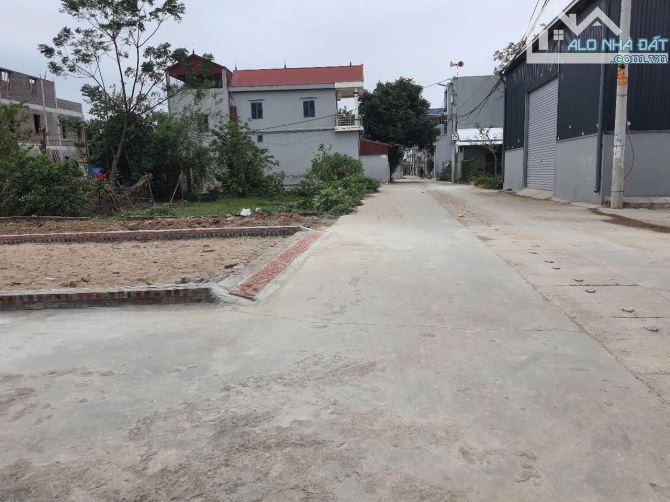 Bán đất ở đô thị thuộc tổ 9, TT Quang Minh, lô góc, đường ô tô tránh, ở, kinh doanh
