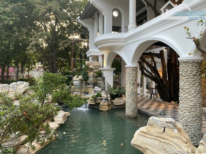 BÁN NHÀ HÀNG- TỔ CHỨC SỰ KIỆN -TIỆC CƯỚI -5.524m2-MẶT TIỀN DƯƠNG QUẢNG HÀM- GIÁ 400 TỶxx