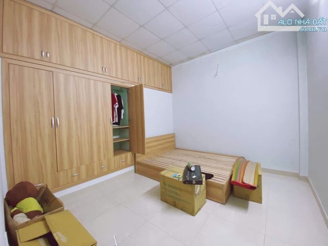 BÌNH THẠNH - NGANG HIẾM 5M - Ô TÔ VÀO NHÀ - 100M2 - VUÔNG A4 - CHỈ 9.X TỶ - 11