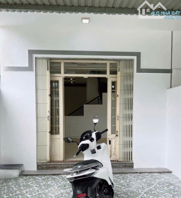 NHÀ 1 TRỆT 1 LẦU GẦN CHỢ LONG TRƯỜNG, GIÁ 3,75 TỶ/59M2 - 1
