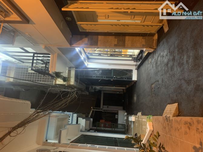 Siêu phẩm Thịnh Quang, full nội thất, ngõ rộng, không quy hoạch, chào 8 tỷ 5 - 1