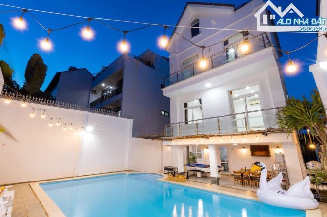 BÁN BIỆT THỰ 267 M2 MỚI ĐẸP HIỆN ĐẠI CÁCH BIỂN BÃI SAU 200M, GIÁ CỰC TỐT CHỈ 20 TỶ - 1