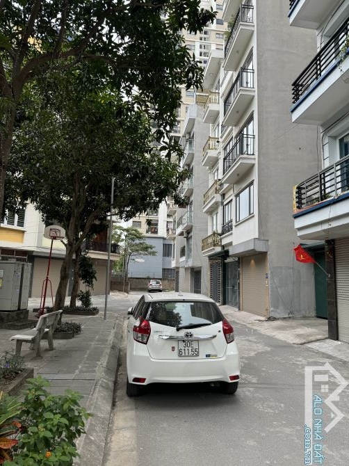 CỰC HIẾM NHÀ 5T KHU PHÂN LÔ QUÂN ĐỘI PHỐ LẠC LONG QUÂN TÂY HỒ 2 THOÁNG 60M2 MT 4M 19 TỶ - 1